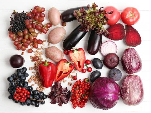 Thực phẩm và màu sắc: Bí quyết tạo màu đỏ tự nhiên đẹp mắt